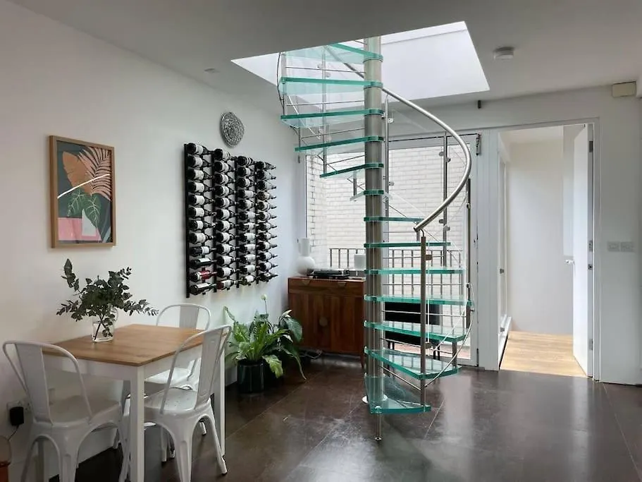 Casa de Férias Stylish 3 Bed House, Shoreditch Londres